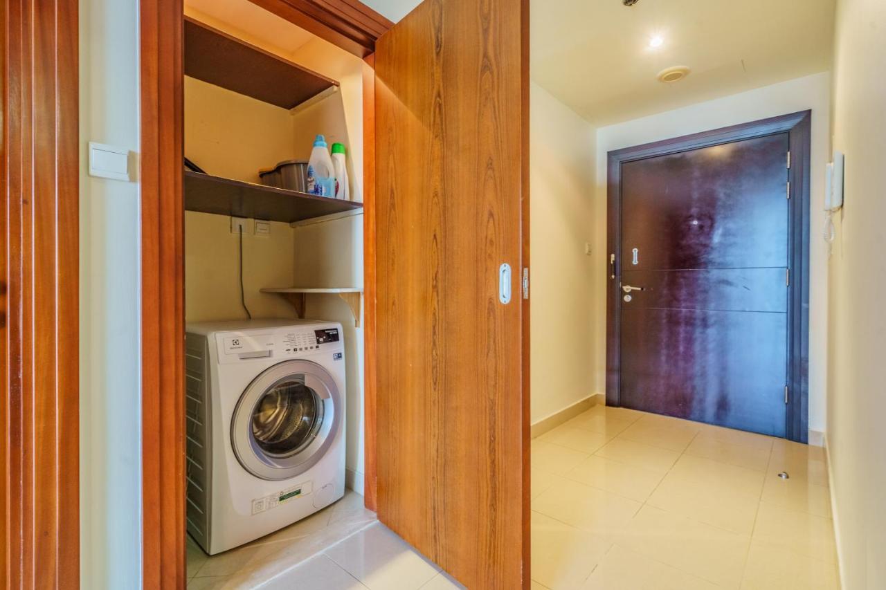 Reverie Stays - Spacious Panoramic 1br With Views - Sleeps 3 Dubaï