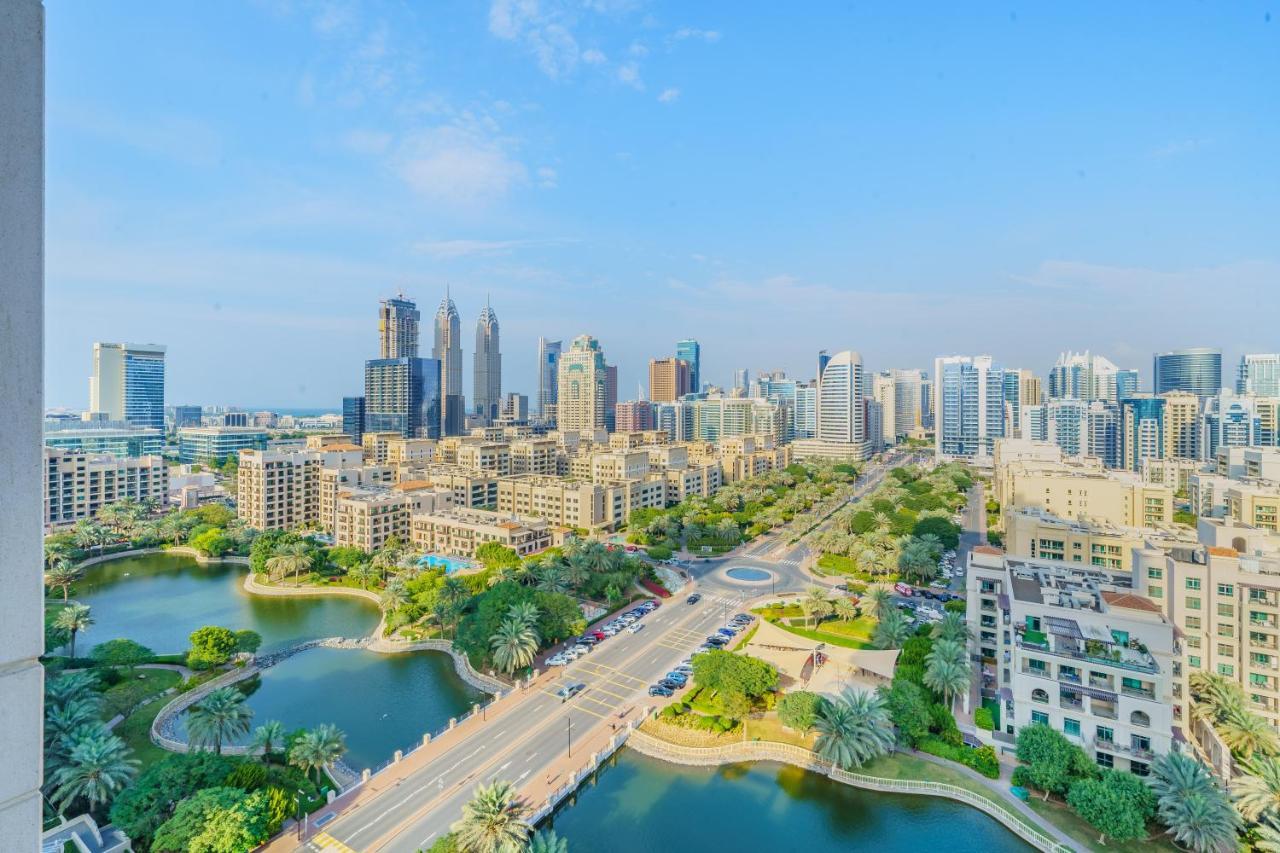 Reverie Stays - Spacious Panoramic 1br With Views - Sleeps 3 Appartement Dubaï