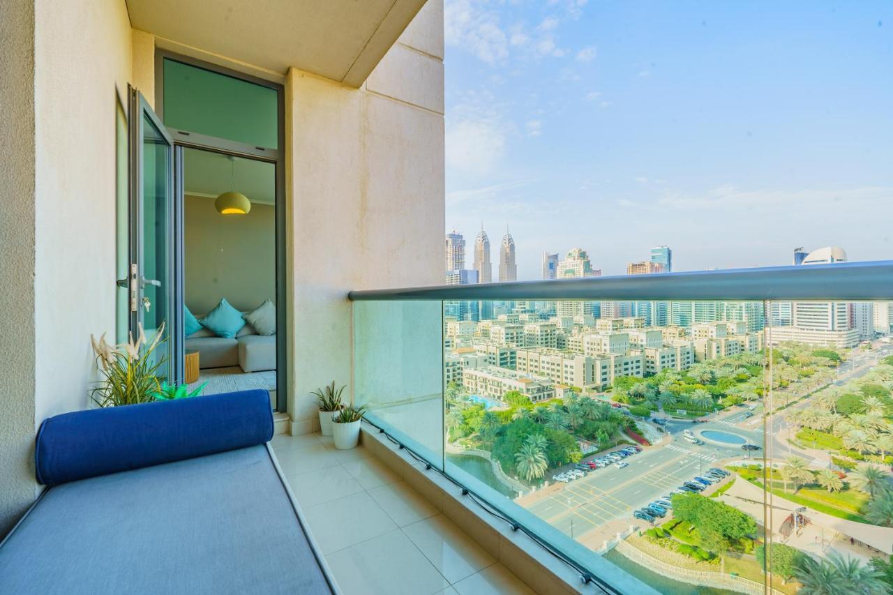 Reverie Stays - Spacious Panoramic 1br With Views - Sleeps 3 *