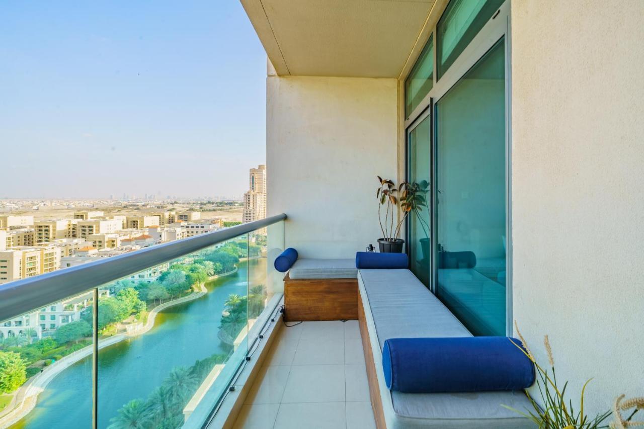 Appartement Reverie Stays - Spacious Panoramic 1br With Views - Sleeps 3 *
