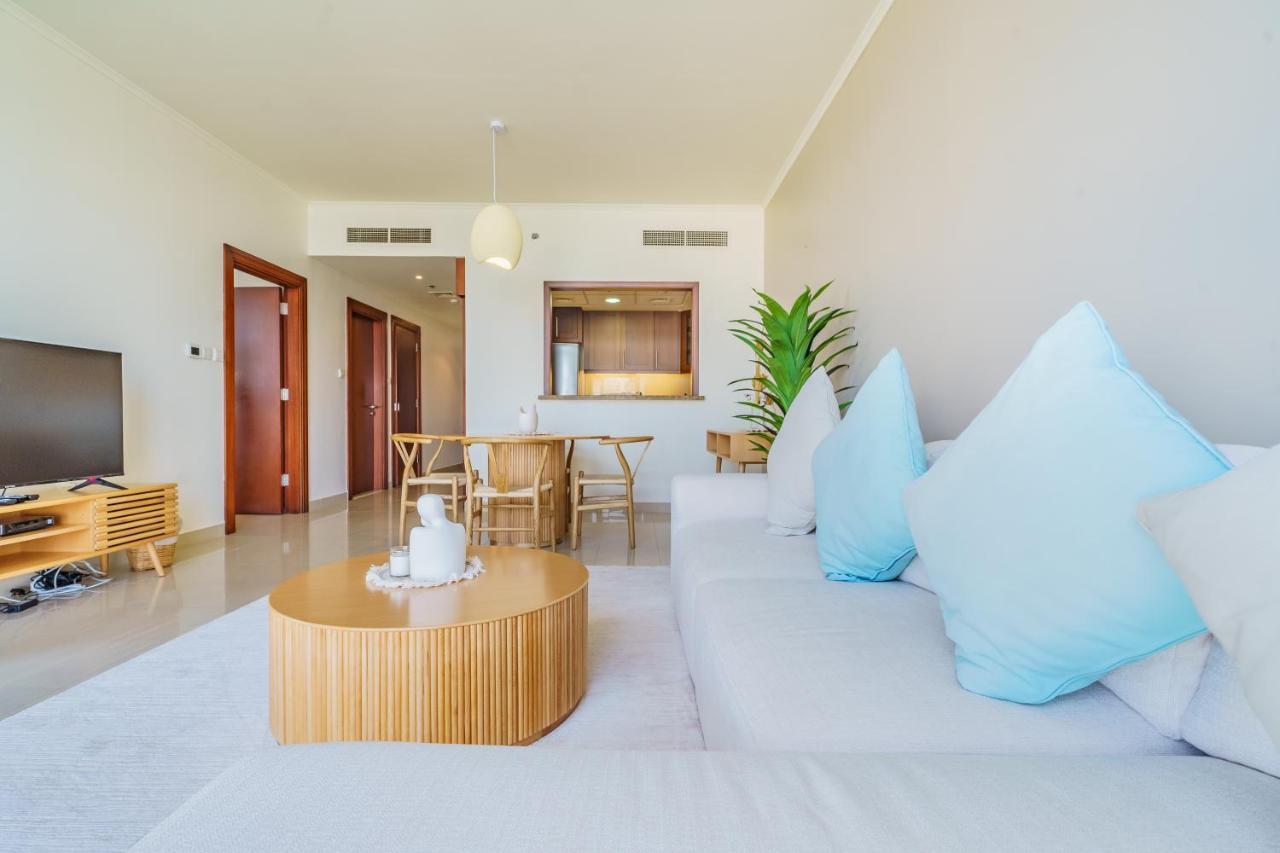 Reverie Stays - Spacious Panoramic 1br With Views - Sleeps 3 Appartement *