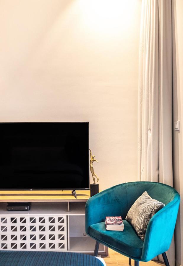 The Smart Concierge - Parkview Tower Jvc * Dubaï