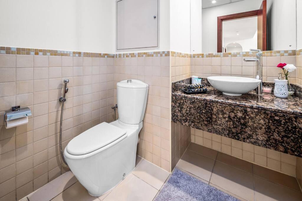 Spacious 4-bed In Jbr Rimal With Access To Beach! Apartament Dubai