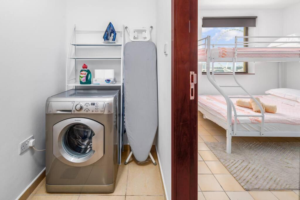 Apartemen Spacious 4-bed In Jbr Rimal With Access To Beach! Dubai