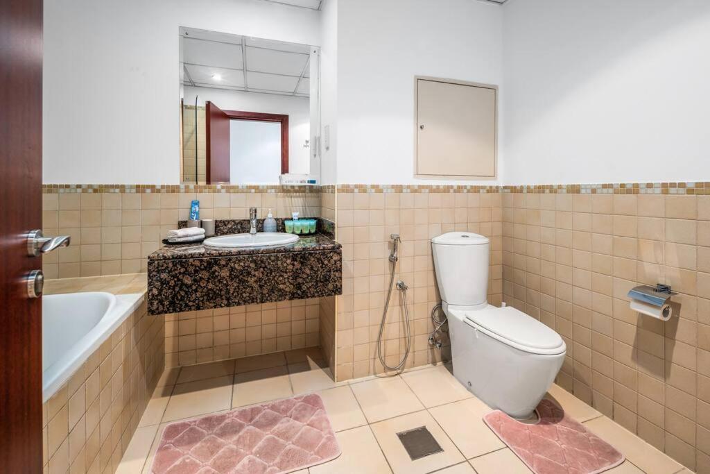 Apartament Spacious 4-bed In Jbr Rimal With Access To Beach! Dubai