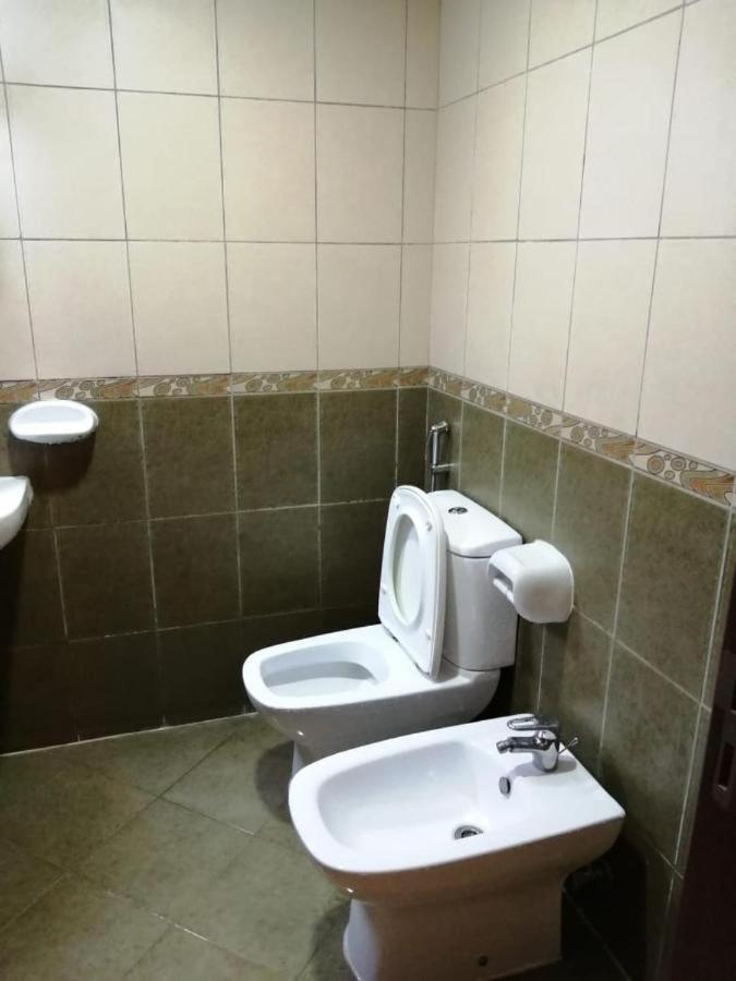 Small Shared * Dubái