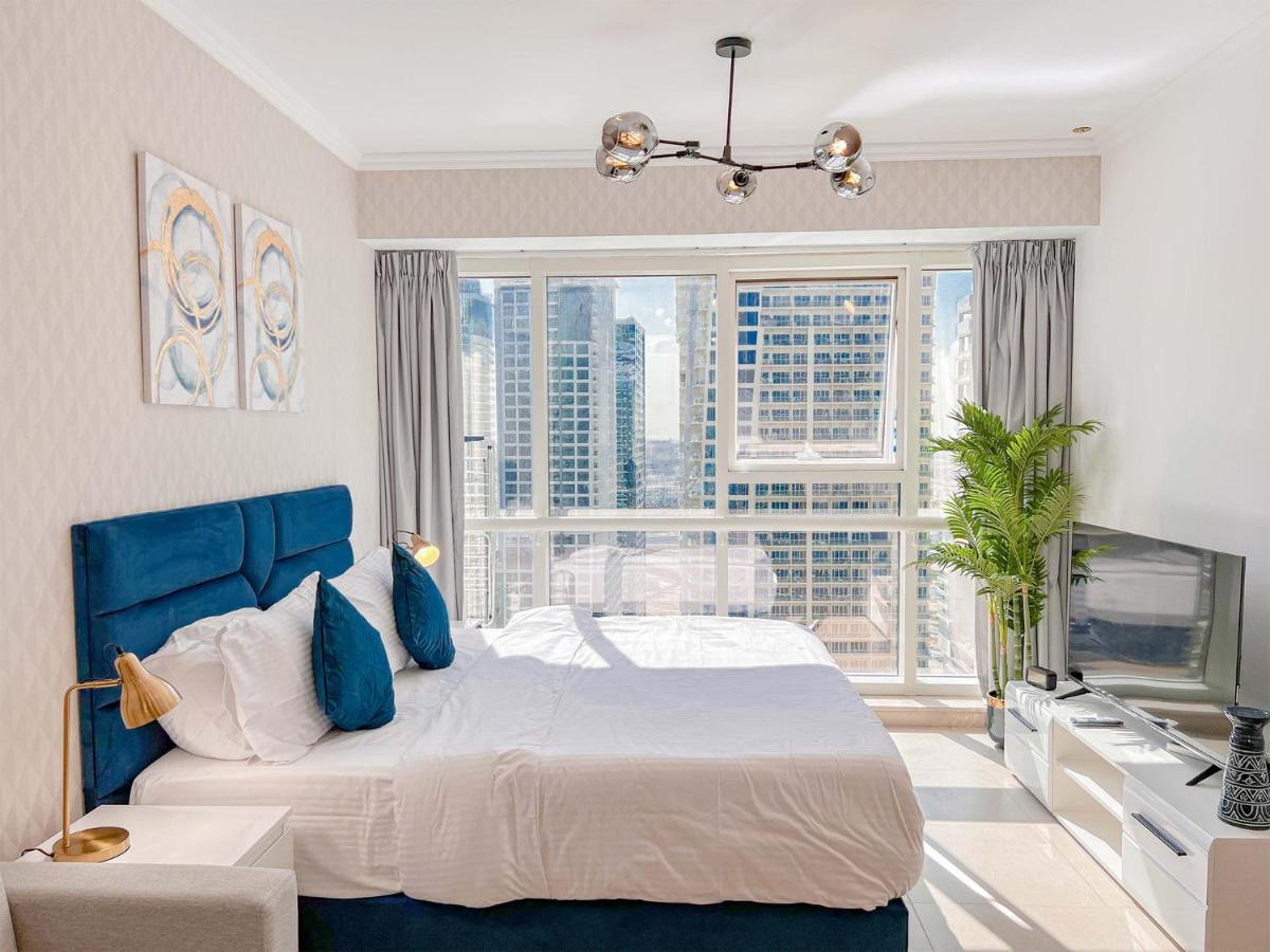Cosmos Living Elegant Near Marina Dubai