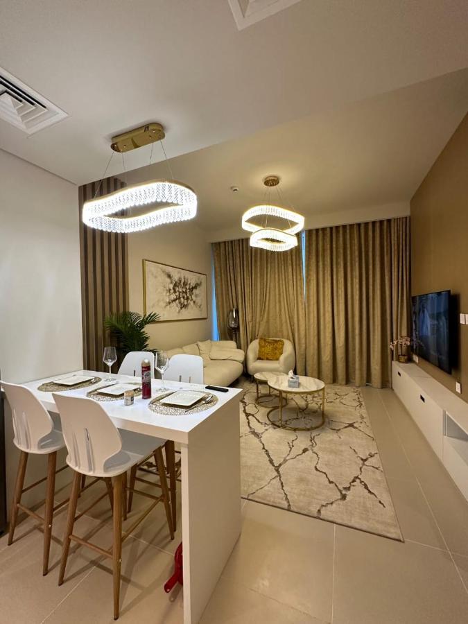 Luxury - Harbour Tower Gate 1 Apartamento