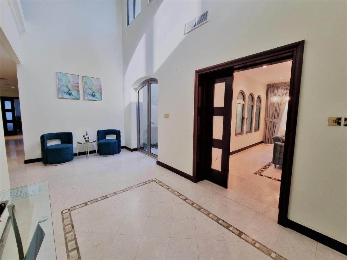 Vilă Palm Jumeirah Stunning 4bhk