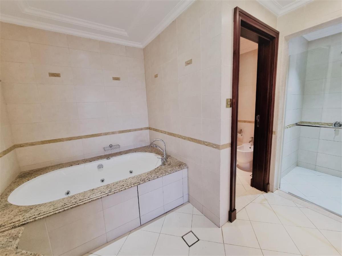 Palm Jumeirah Stunning 4bhk Vilă