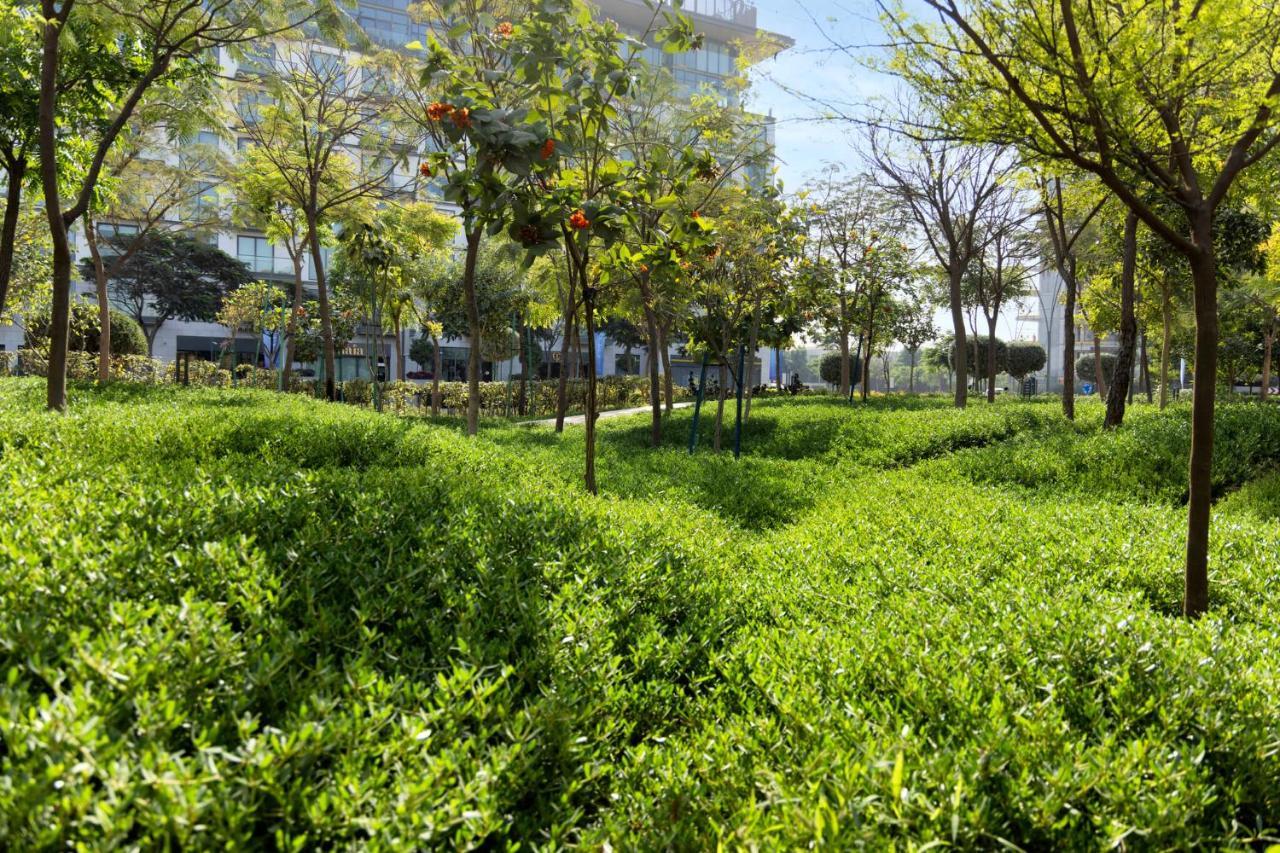 By Latinem Luxury 2br Cv B1614 Near Burj Khalifa *