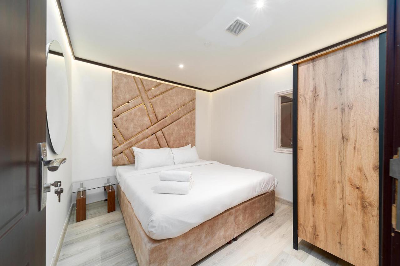 Spacious 7-bedroom Serviced On Jbr Walk * Dubaï