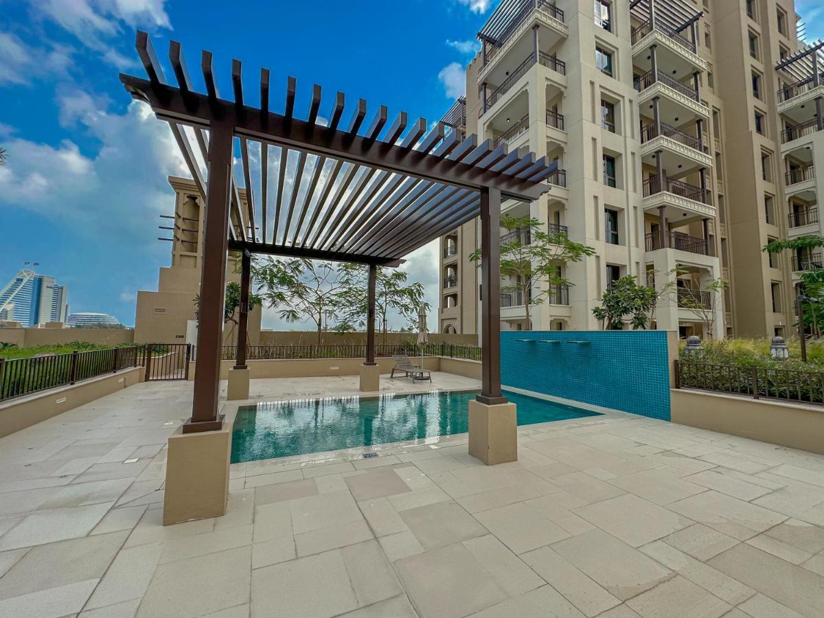 Apartamento Higuests - Charming Modern Close To The Souk In Mjl Dubái