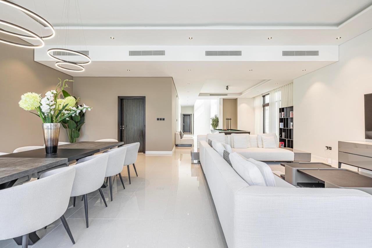 Daniels Golf Course 5br With Private Pool * Dubai