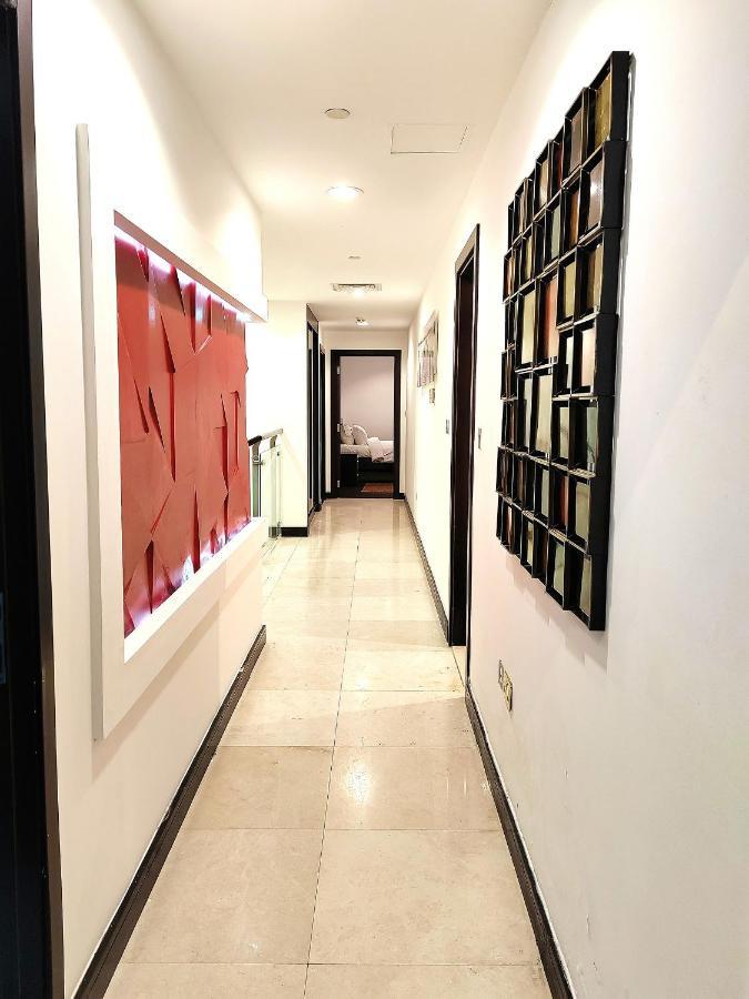 6 Bedrooms In The Main Jbr Walk Dubái