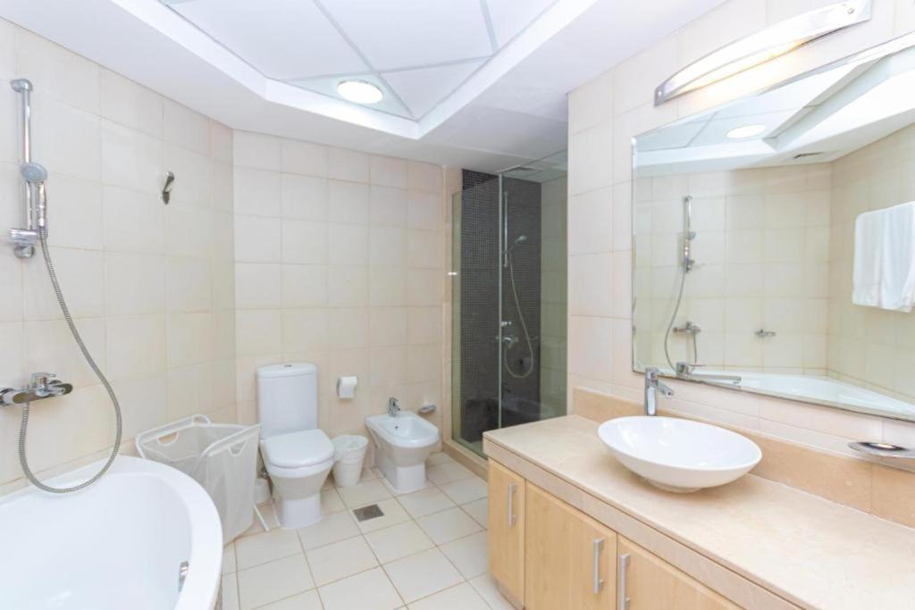 Apartamento Spacious 3 Bed - Palm Jumeirah Dubái