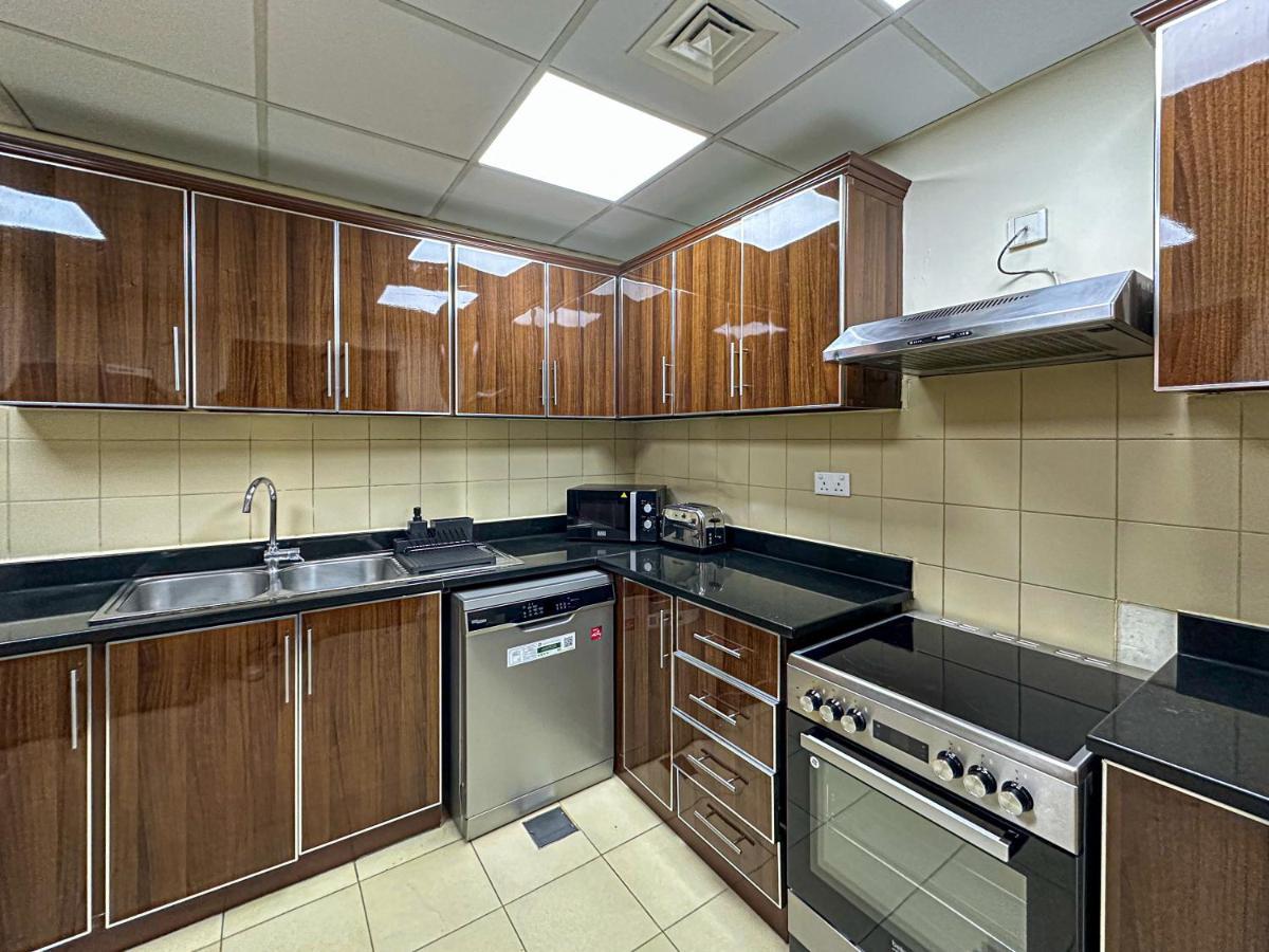 Appartement Higuests - Spacious In Jbr, 5-min Walk To The Beach