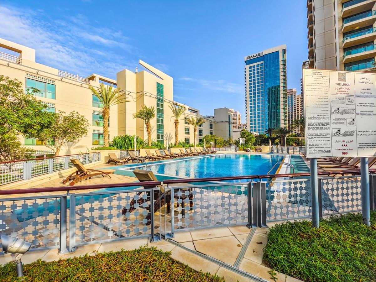 Appartement Reverie Stays - Spacious Panoramic 1br With Views - Sleeps 3 *