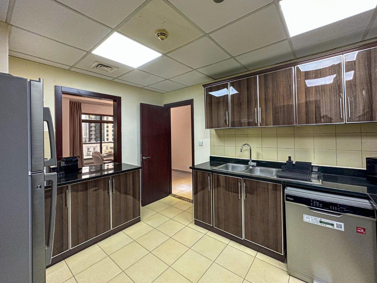 Higuests - Spacious In Jbr, 5-min Walk To The Beach Appartement Dubai