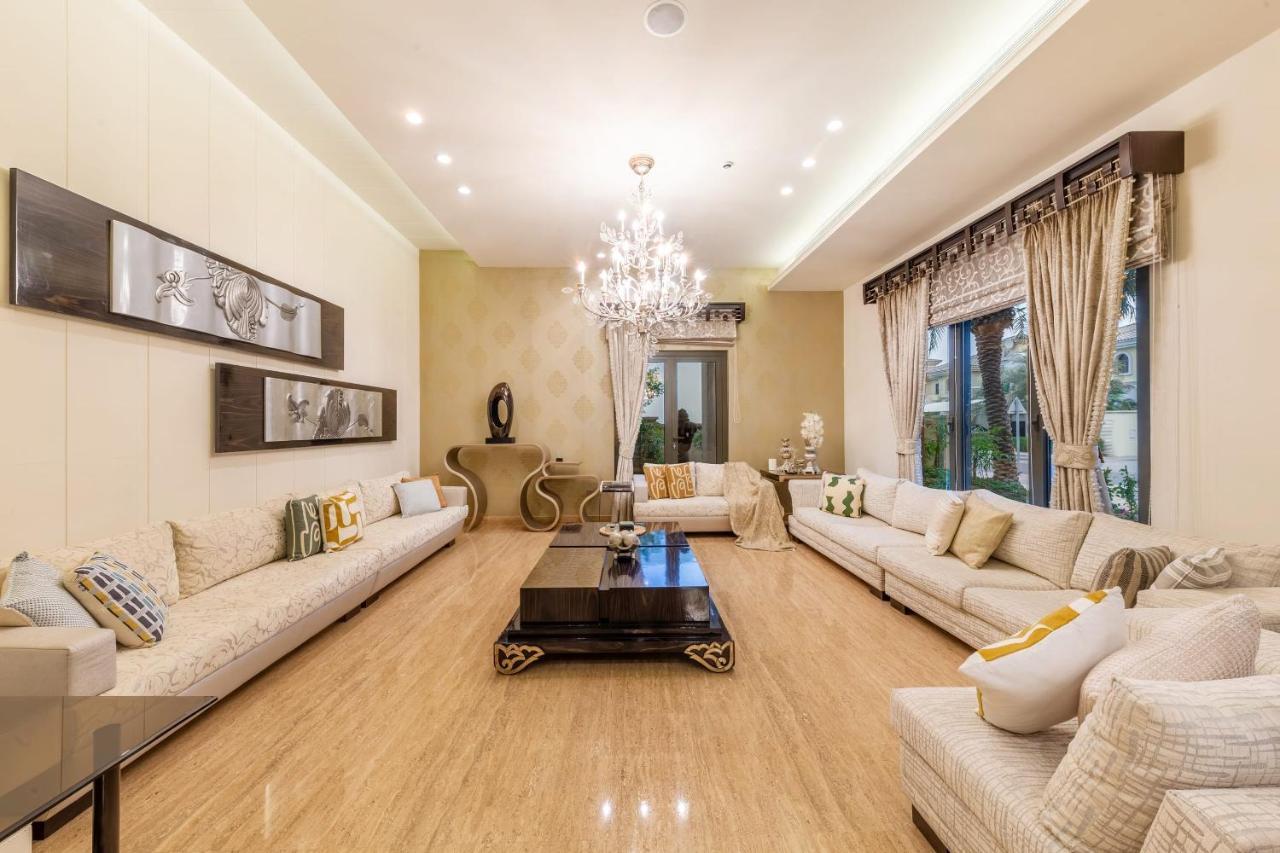 Manzil - Ultra Luxury 6br Signature With Pool, Theatre And Beach Access In Palm Jumeirah Dubaï