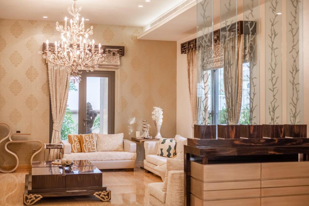Manzil - Ultra Luxury 6br Signature With Pool, Theatre And Beach Access In Palm Jumeirah Villa *