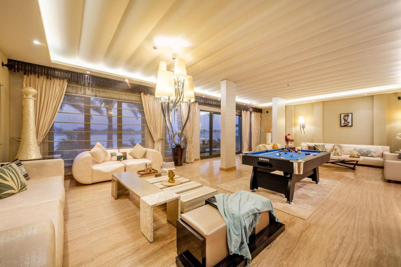 Villa Manzil - Ultra Luxury 6br Signature With Pool, Theatre And Beach Access In Palm Jumeirah Dubaï