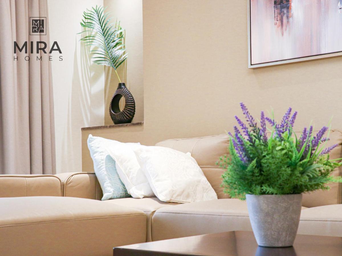Mira Homes - Furnished 1 Bedroom In Heart Of *