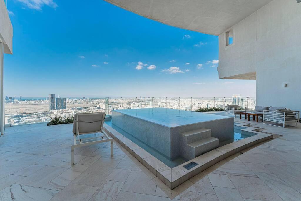 High Floor Five Sky In Jvc With Private Pool Apartamento *