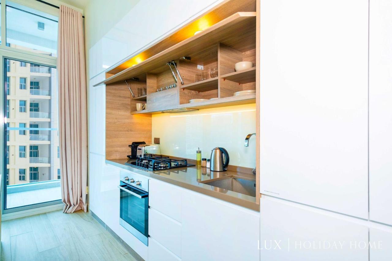 Lux The Modern Marina 2 Bed Dubaï