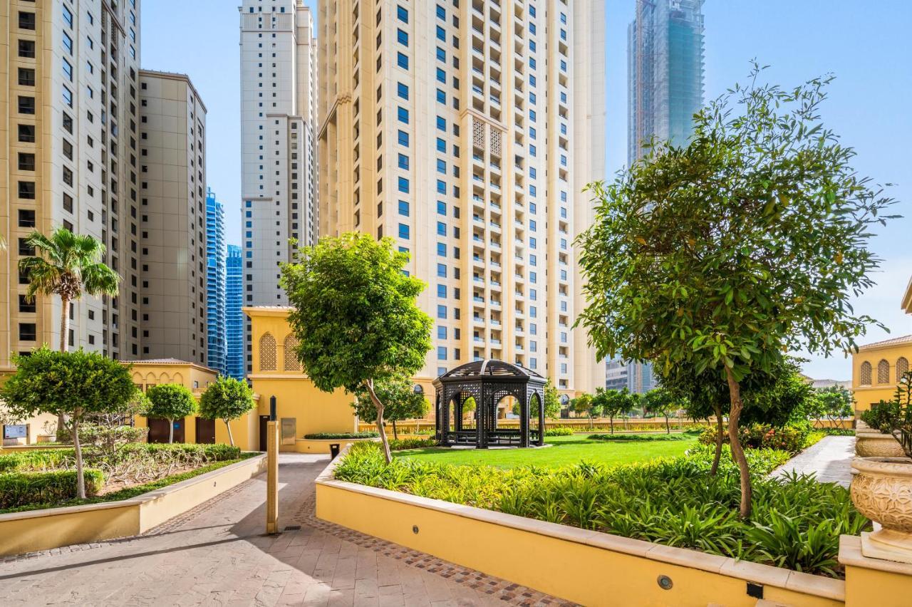Lovely 2-bed In Jbr - 5 Mins From - Palm View! Appartamento *