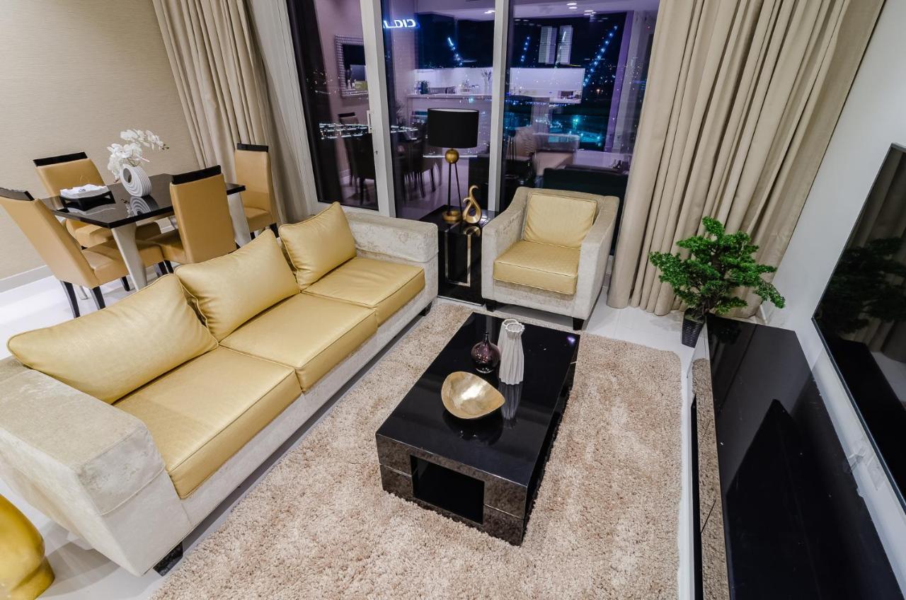 Oskena Vacation Homes-damac Maison Canal View Apartamento Dubái