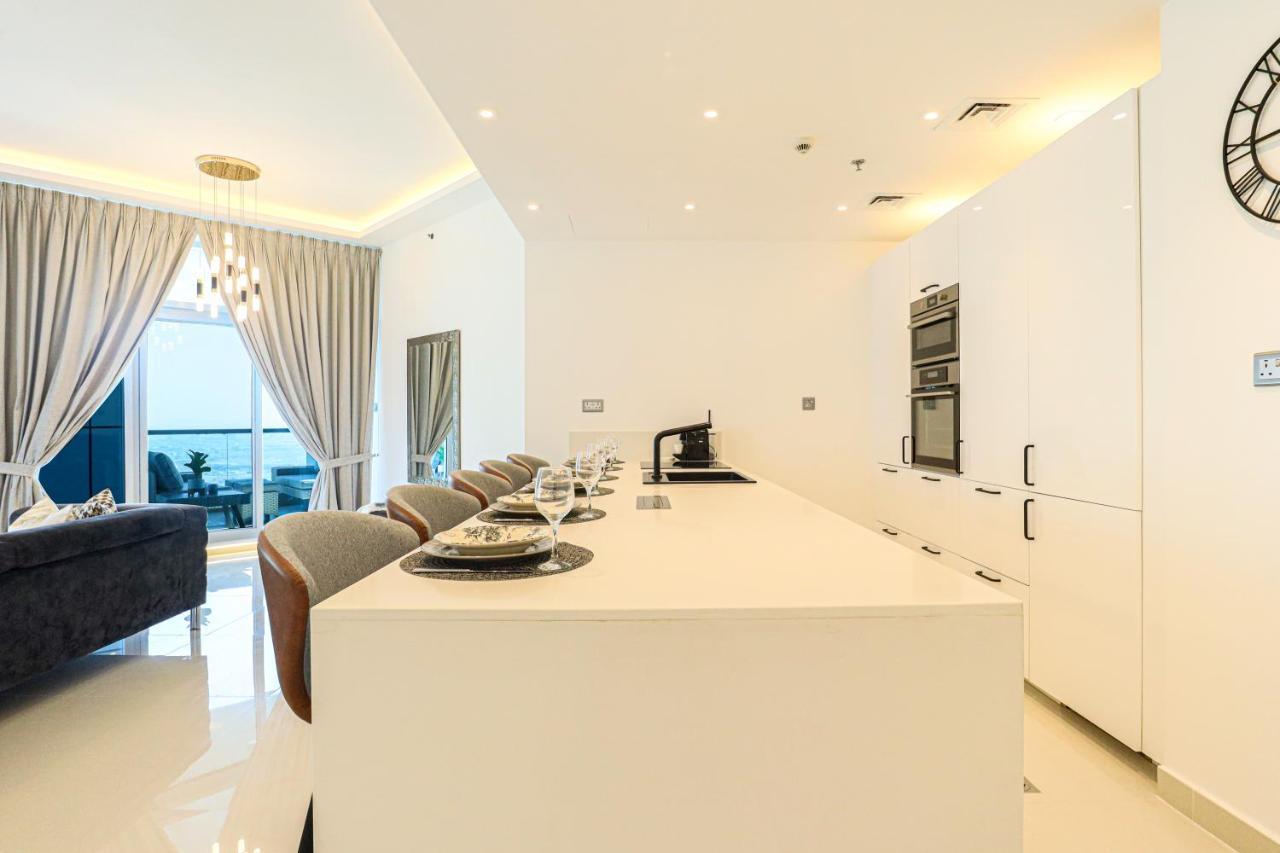 Apartment Higuests - Luxurious High-rise With Stunning Views Dubai