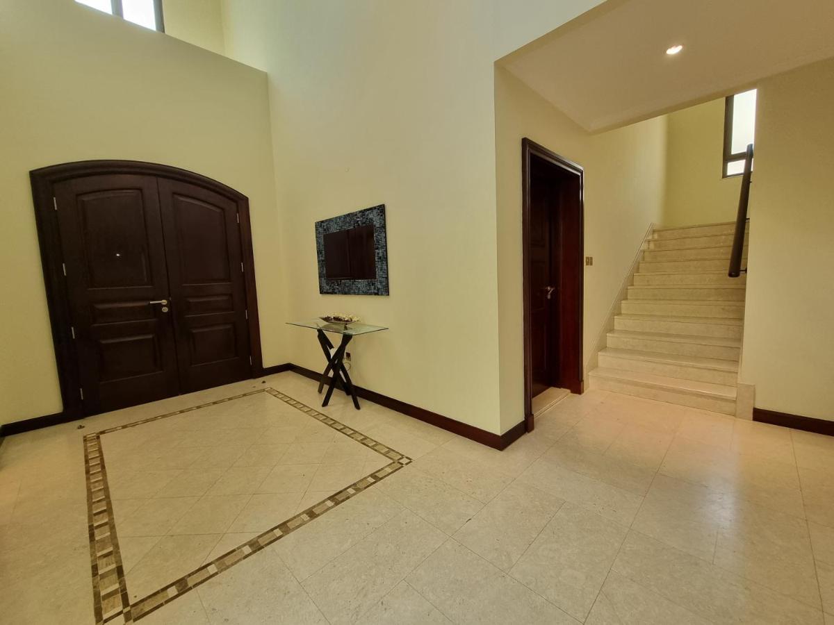 Palm Jumeirah Stunning 4bhk Vilă Dubai