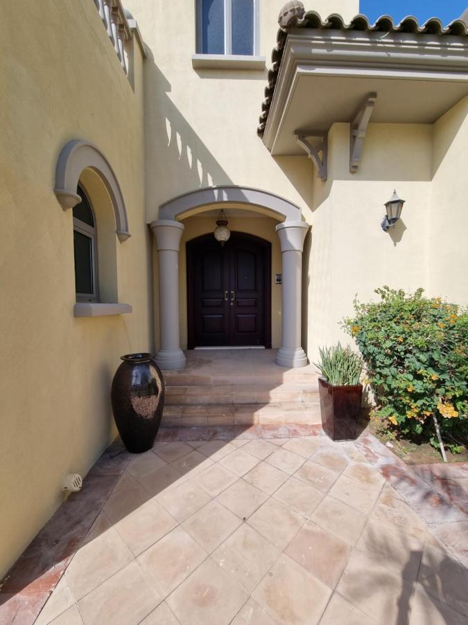 Palm Jumeirah Stunning 4bhk Vilă