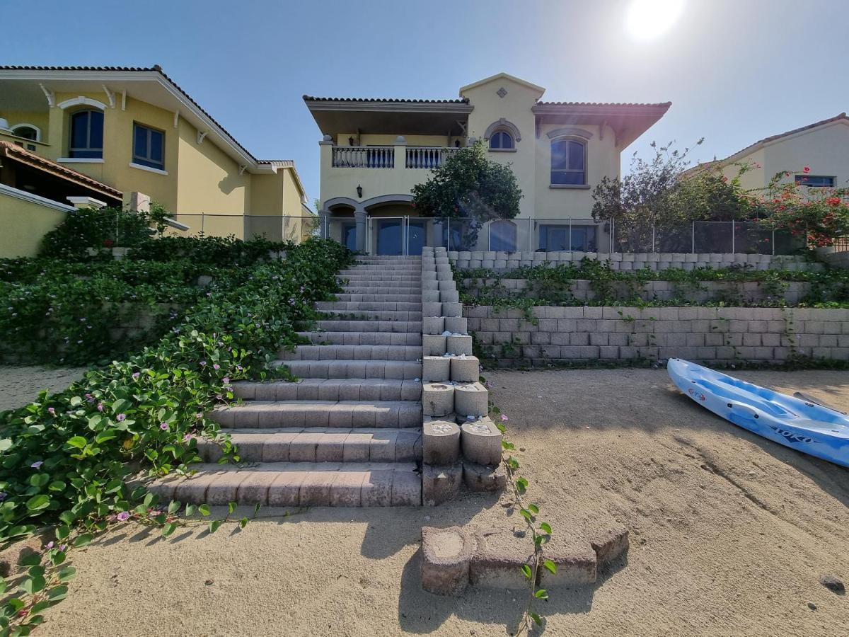 Vilă Palm Jumeirah Stunning 4bhk