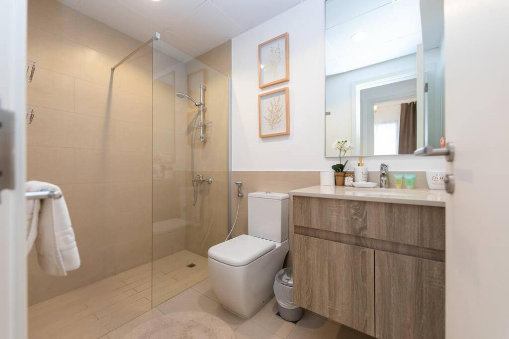 Brand New 1br With A Pool, Gym & Games Area Appartement Dubaï