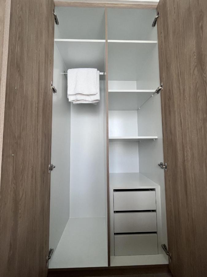 Exquisite 2bdr Apartment, Park Ridge Executive Residences, Hills Apartamento *