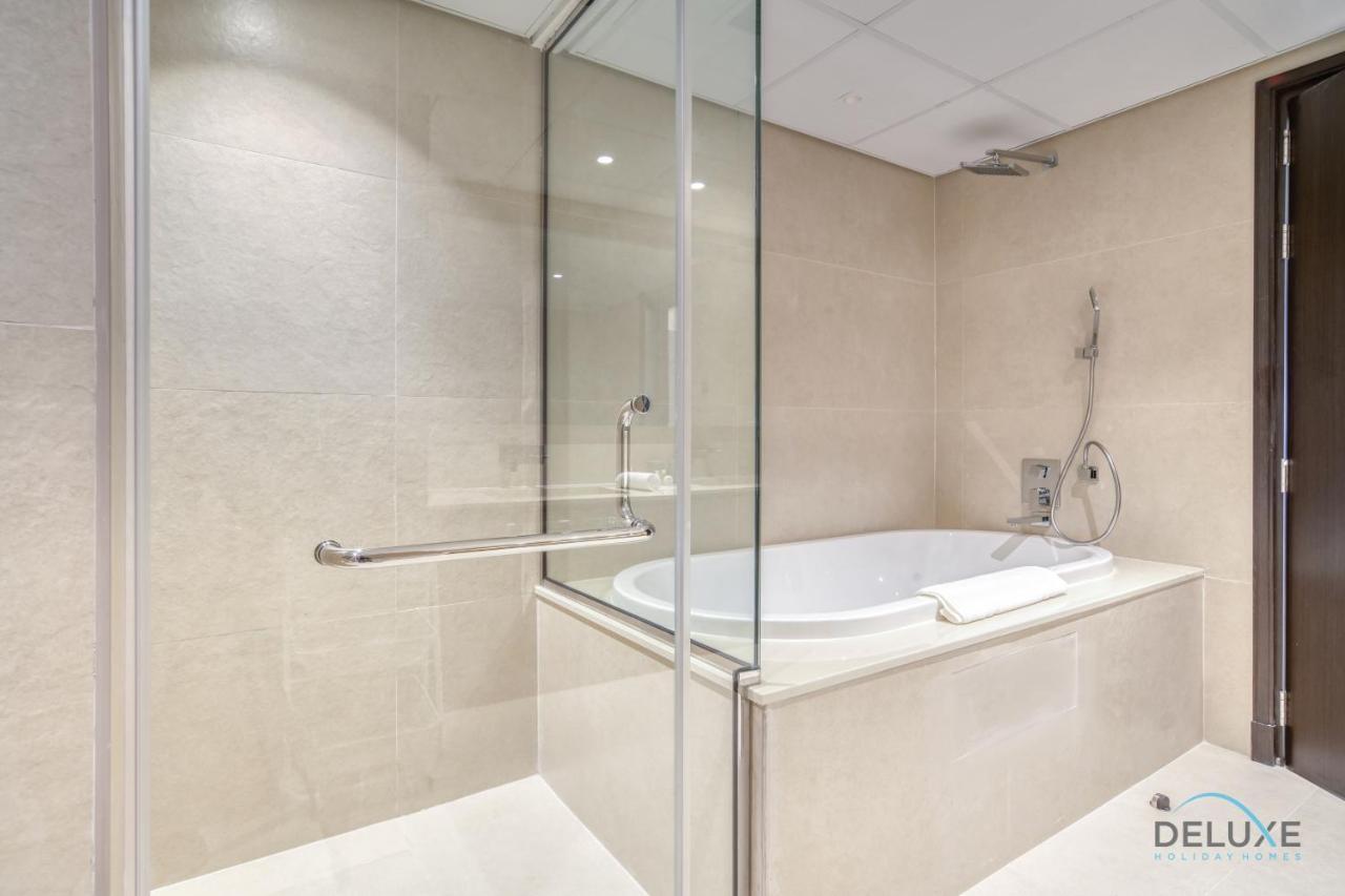 Immaculate 1br Atroyal Amwaj Residences North Palm Jumeirah By Deluxe Homes * Dubaï
