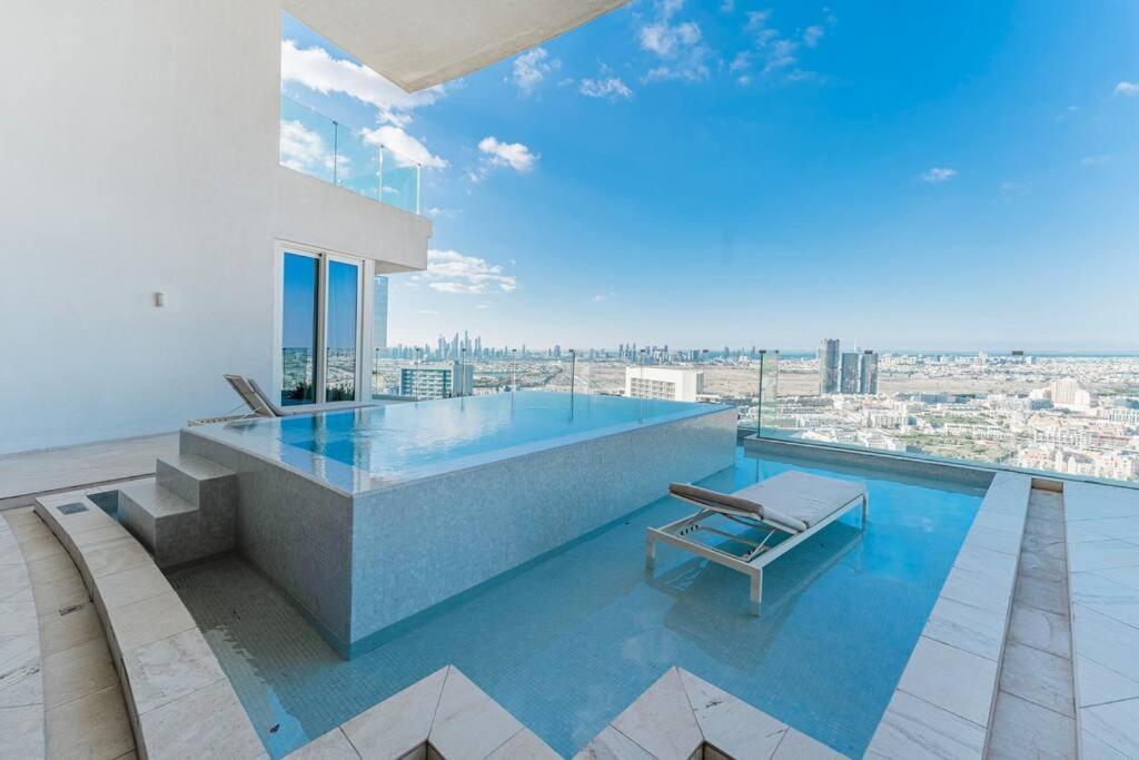 Appartement High Floor Five Sky In Jvc With Private Pool Dubaï