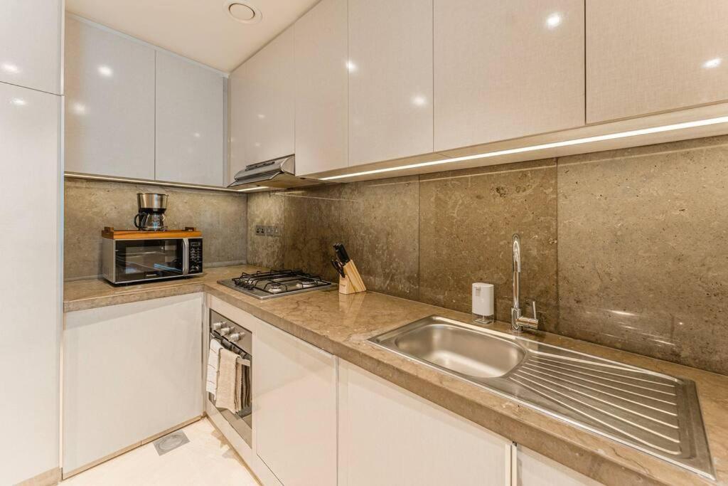 Apartamento High Floor Five Sky In Jvc With Private Pool *