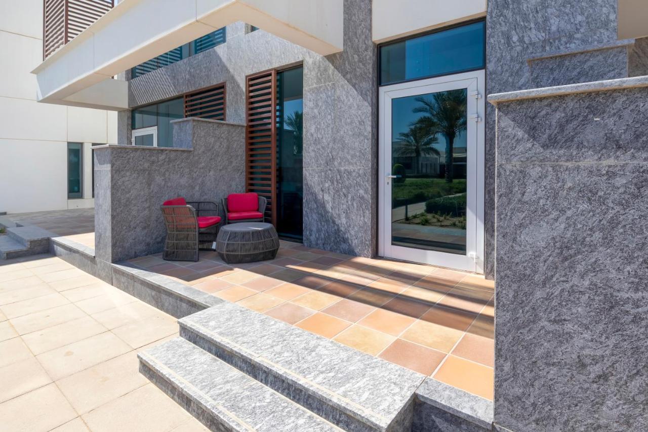 Fam Living - Sarai Beachfront Villas - Palm Jumeirah *