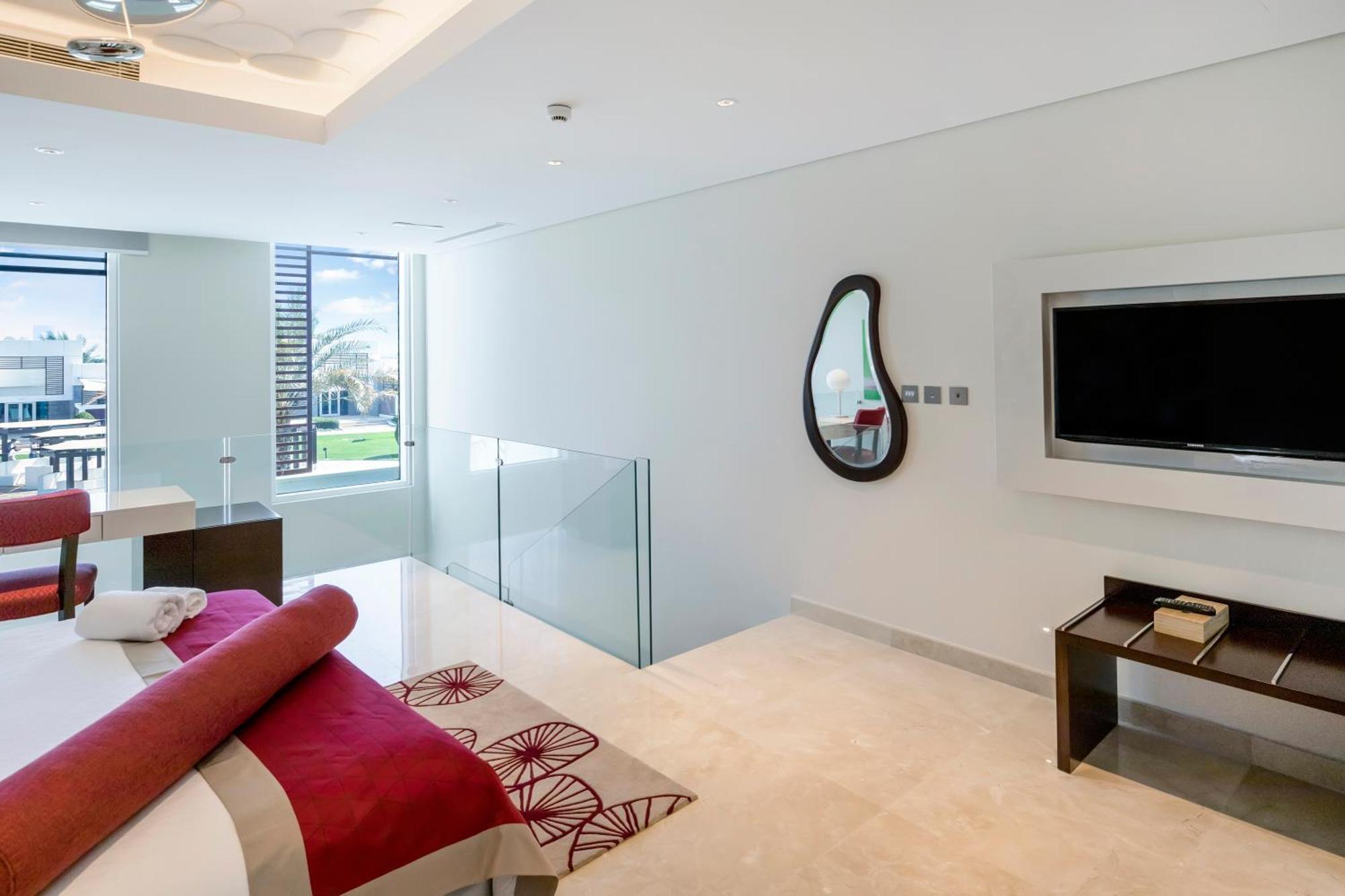 Fam Living - Sarai Beachfront Villas - Palm Jumeirah