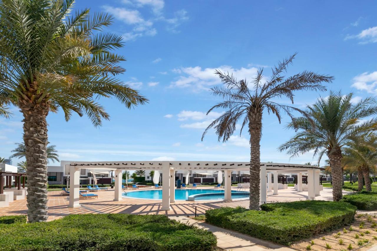 Fam Living - Sarai Beachfront Villas - Palm Jumeirah *
