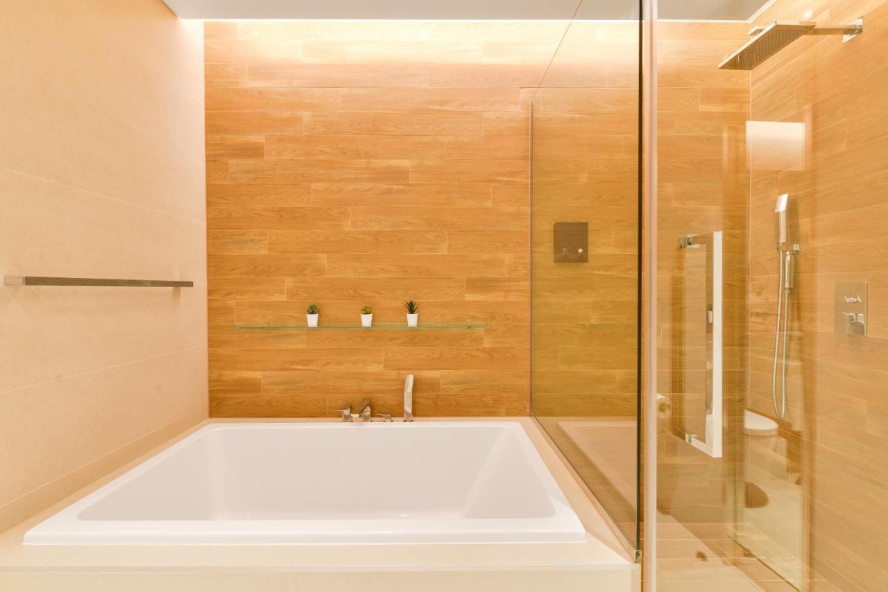Boutique 3+1 Br Apt Facing Ain * Dubaï