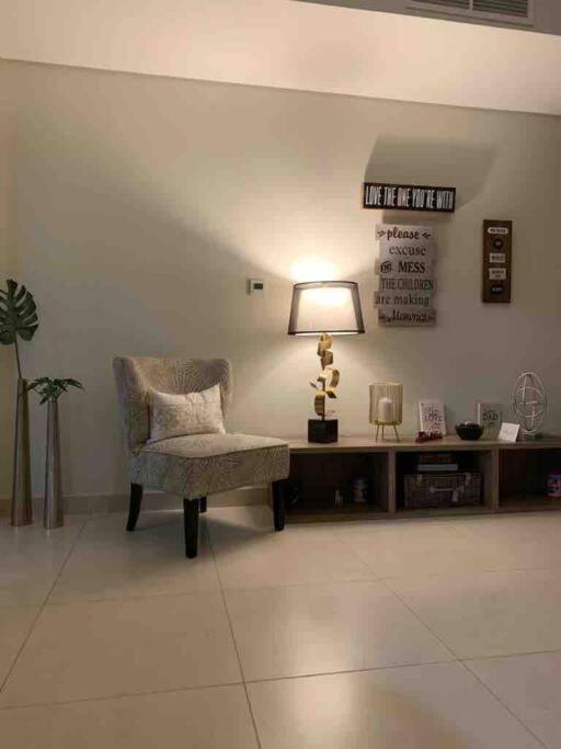 Balqis Residense Palm Jumeirah,pool, Beach, Floor, Full Sea View, Restaurants Apartamento *
