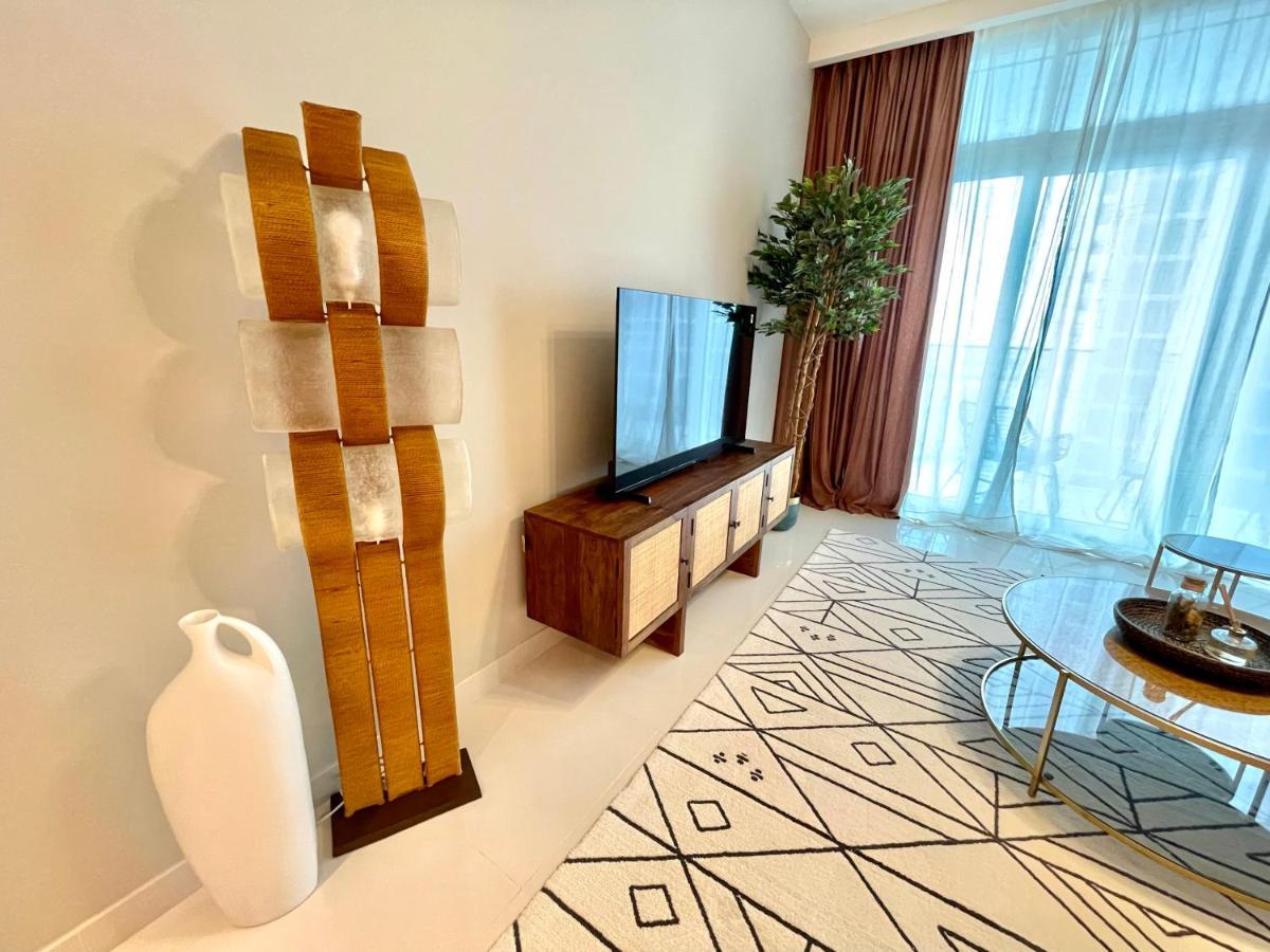 Dar Vacation - Luxury White & Badge 1bdr Palm View *