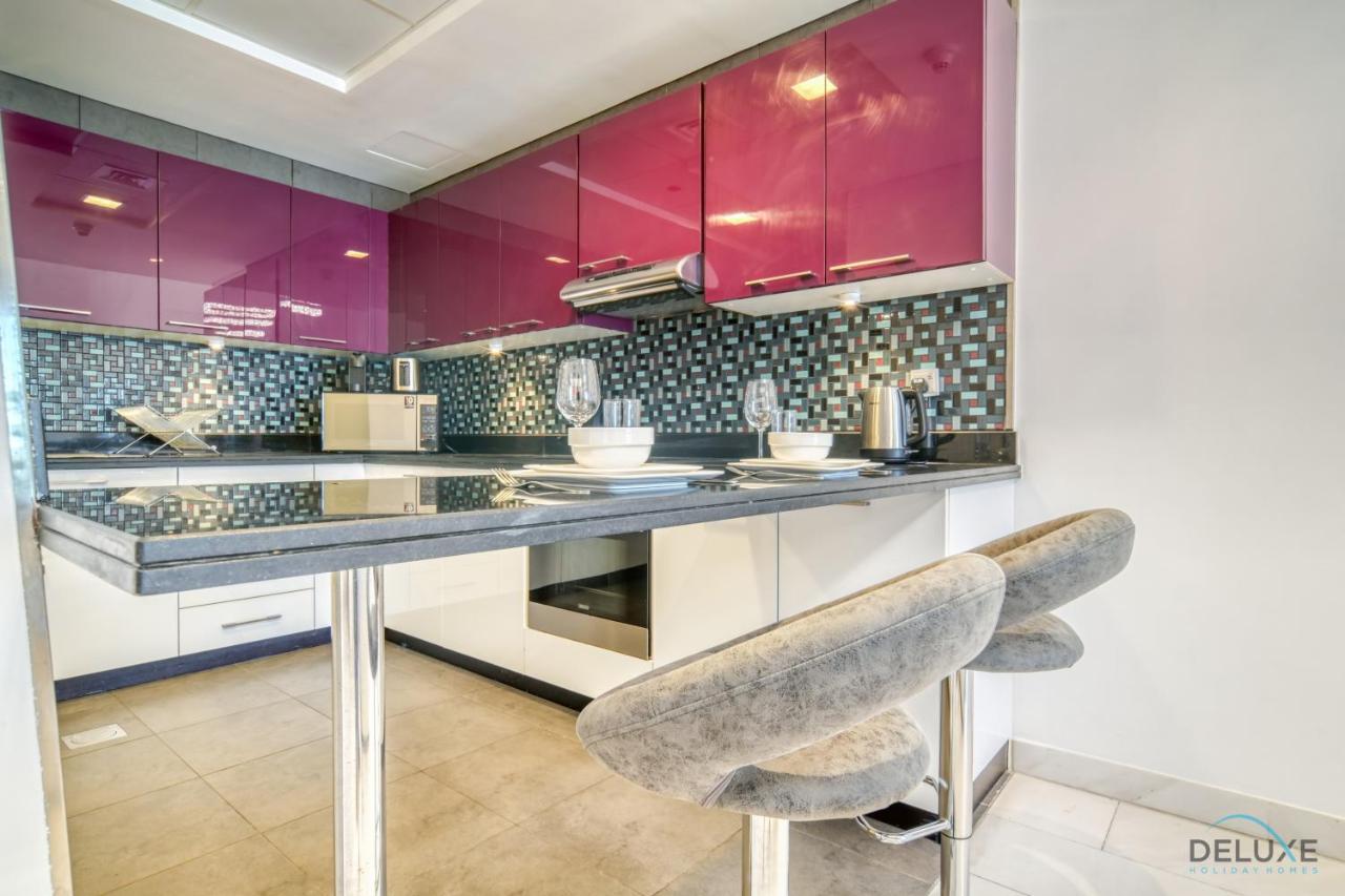 Appartamento Sea Views From Living To Bedroom Perfect For Staycation, Marina By Deluxe Homes