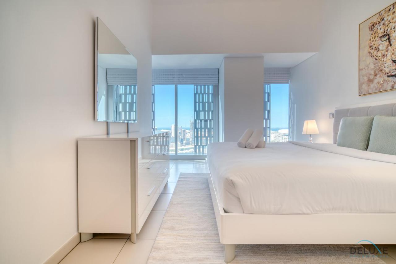 Sea Views From Living To Bedroom Perfect For Staycation, Marina By Deluxe Homes Appartamento *
