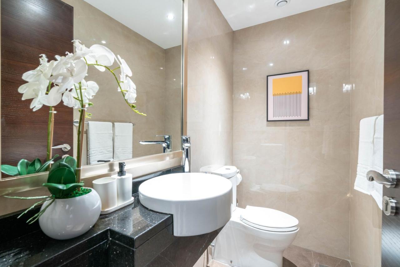 Ultimate / Downtown / Brand New / 5 Min Drive From Mall / Near Park Apartemen *