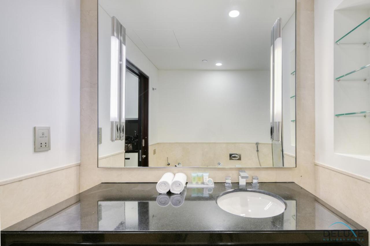 Regal At The Address Residences Marina By Deluxe Homes Dubai